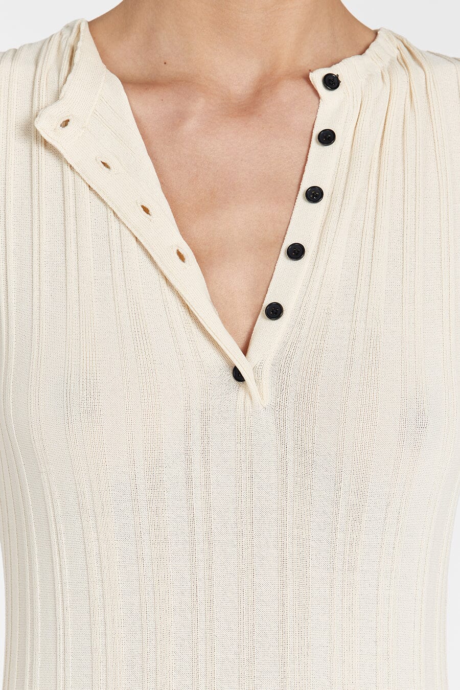 SYLVIA CREAM SLEEVELESS MAXI DRESS Clothing DISSH Boutiques 