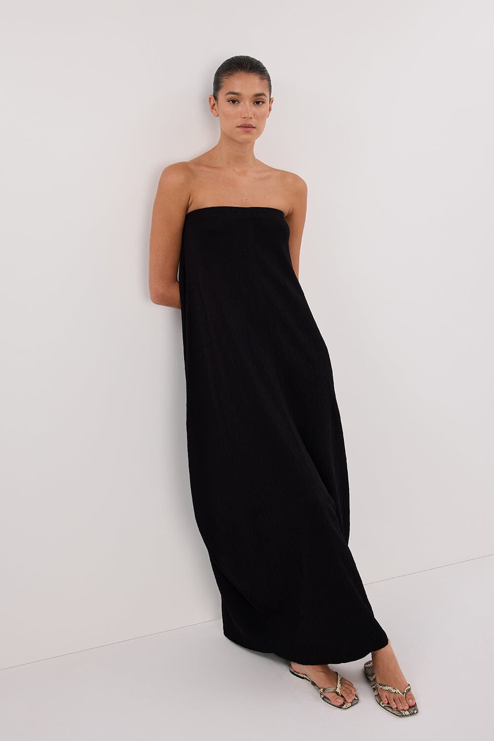 ALIAS BLACK TEXTURED KNIT STRAPLESS MIDI DRESS - PRE ORDER Clothing DISSH Boutiques 