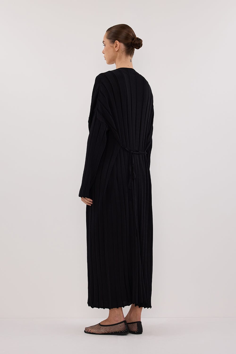 EVE BLACK KNIT MIDI CARDIGAN Clothing DISSH Boutiques 