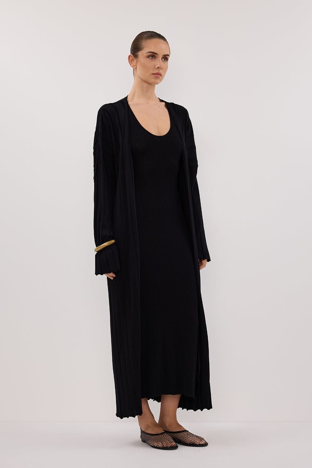 EVE BLACK SCOOP KNIT MIDI DRESS Clothing DISSH Boutiques 
