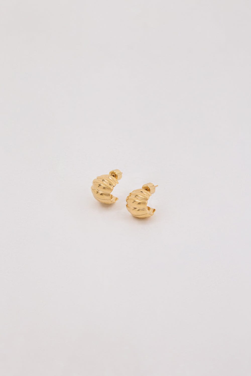 HEAVEN MAYHEM TERRE EARRING GOLD Accessories DISSH Boutiques 