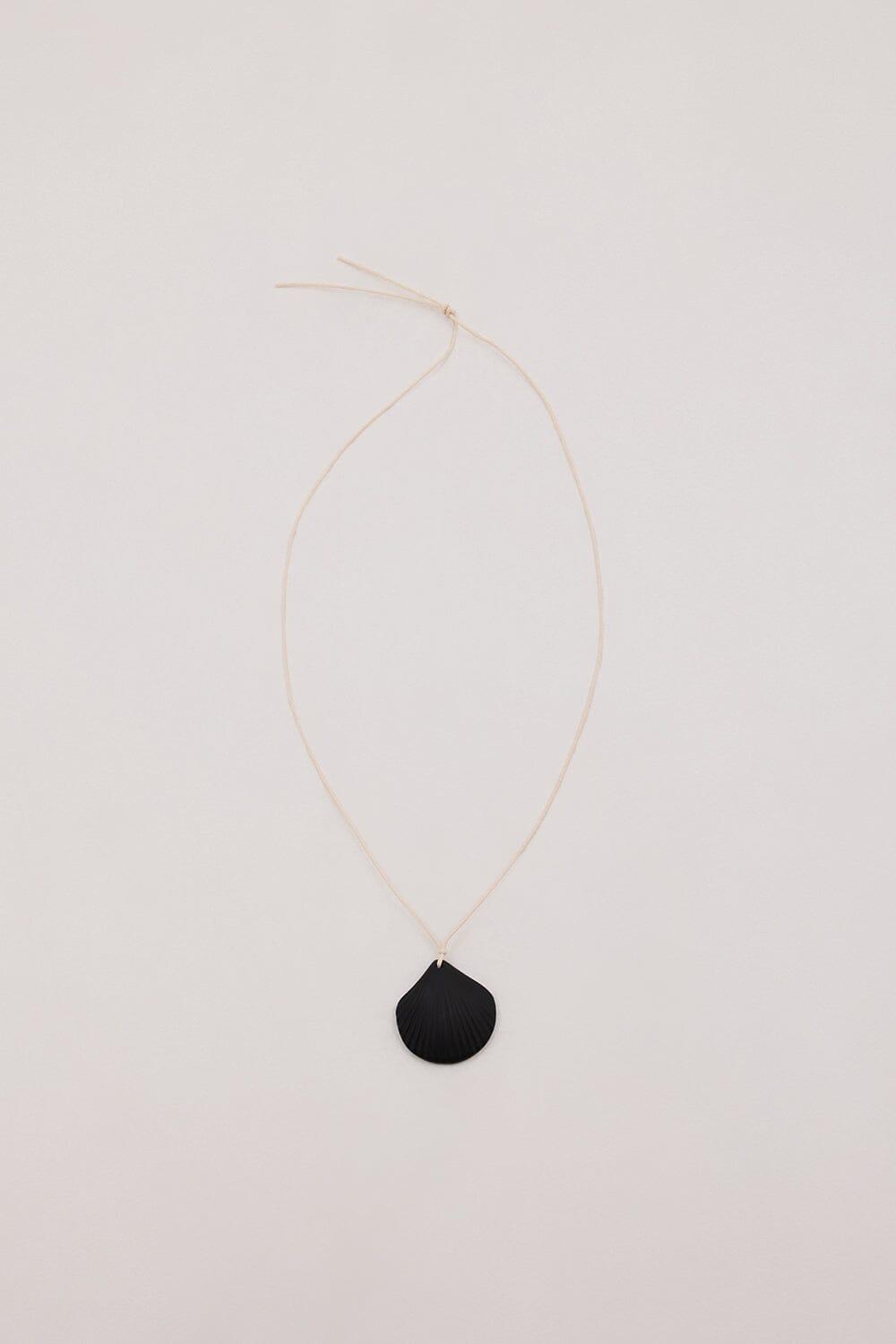 HEAVEN MAYHEM ASTER BLACK NECKLACE Accessories DISSH Boutiques 