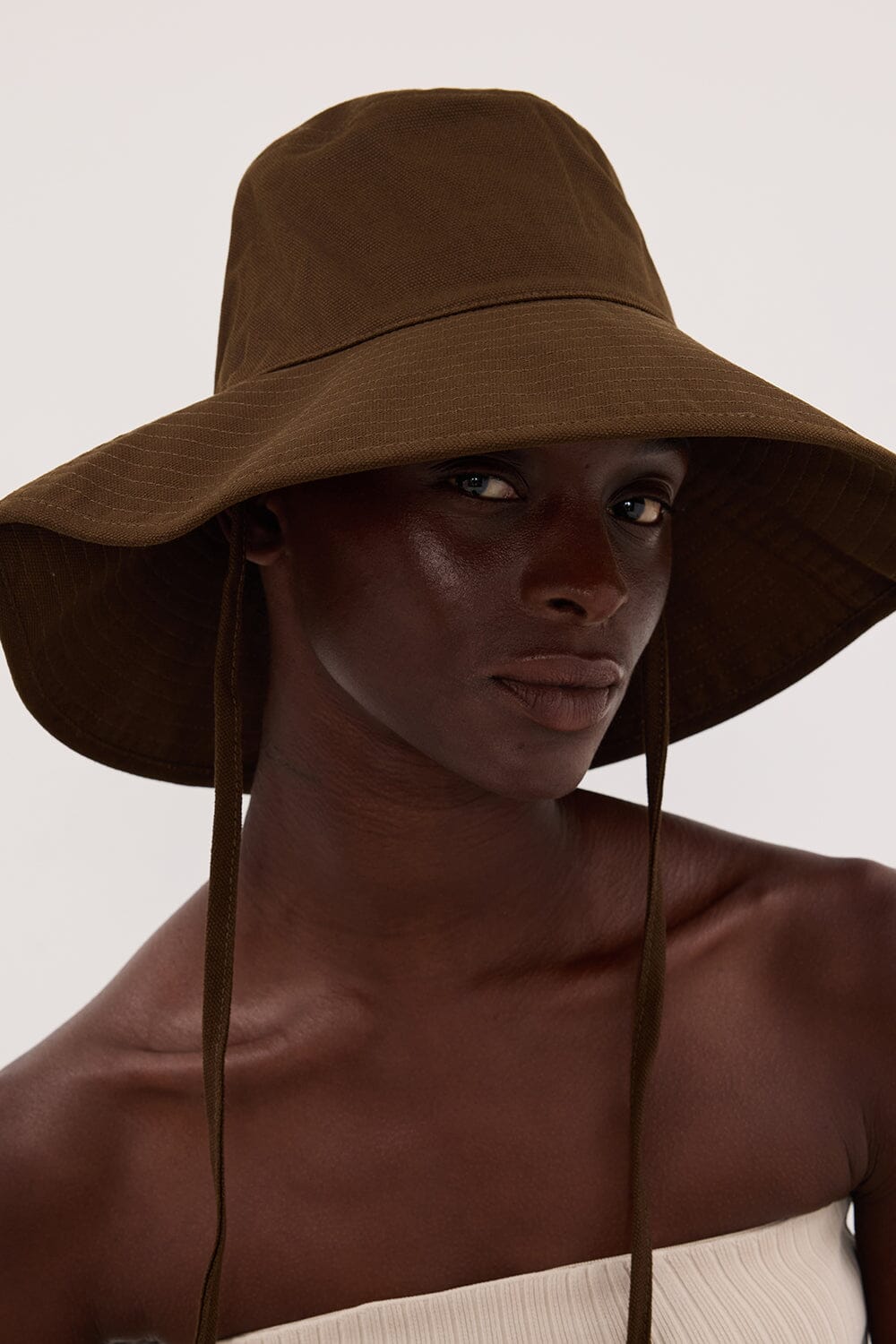 LACK OF COLOR HOLIDAY CHOC BUCKET HAT Accessories DISSH Boutiques 