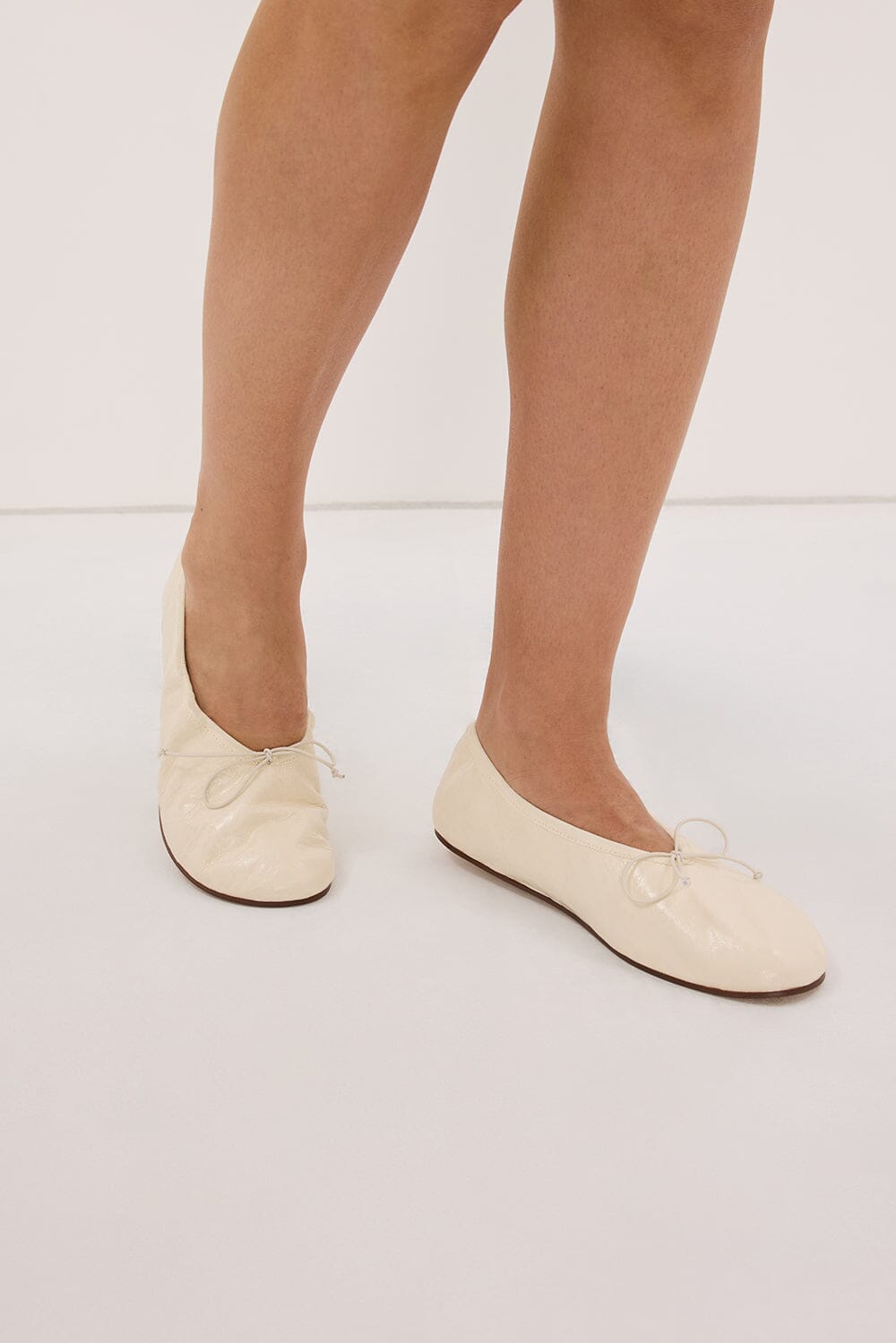 ALIAS MAE KORA BALLET FLAT BONE