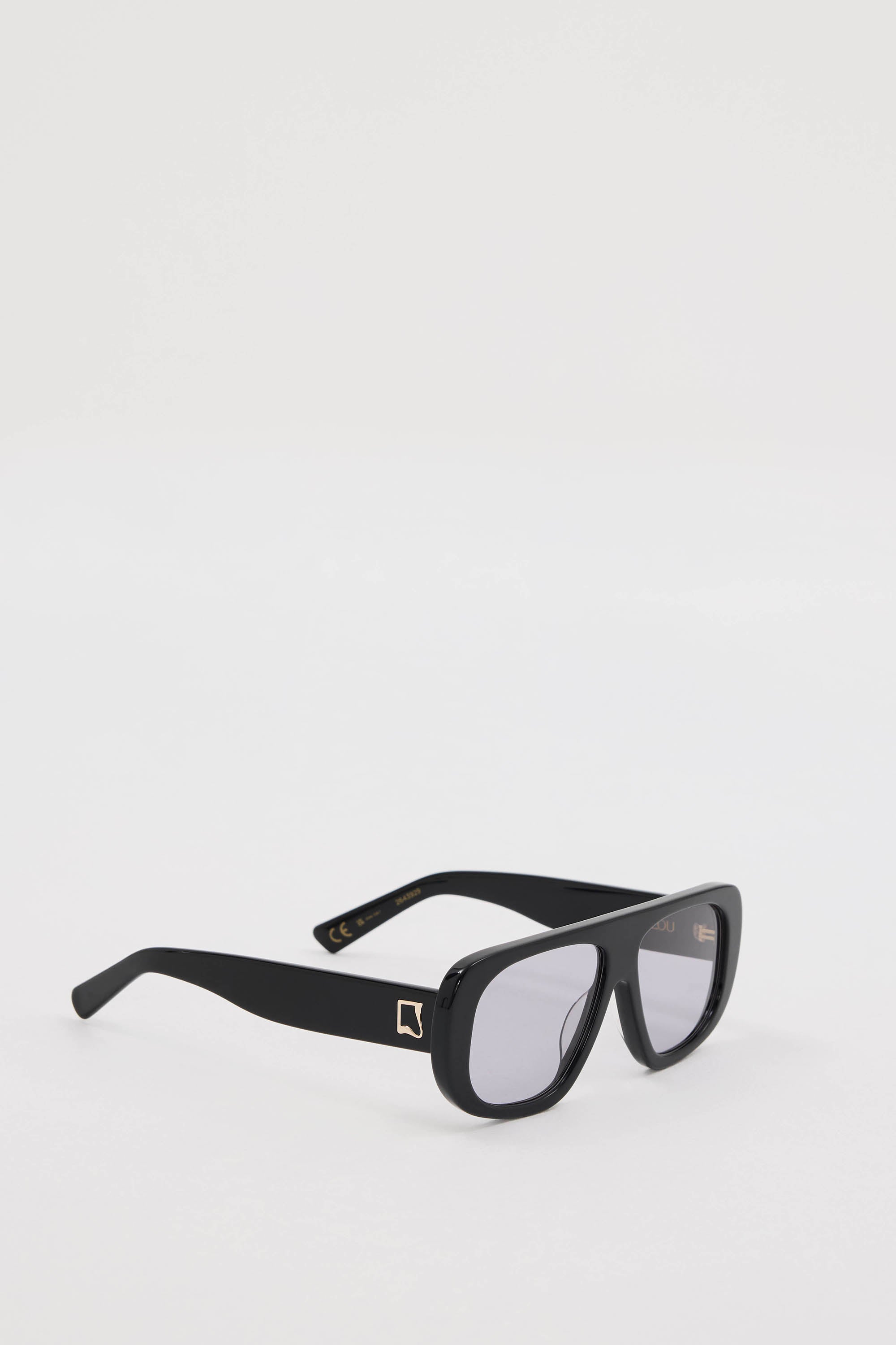 LUV LOU THE DIONNE SUNGLASSES BLACK