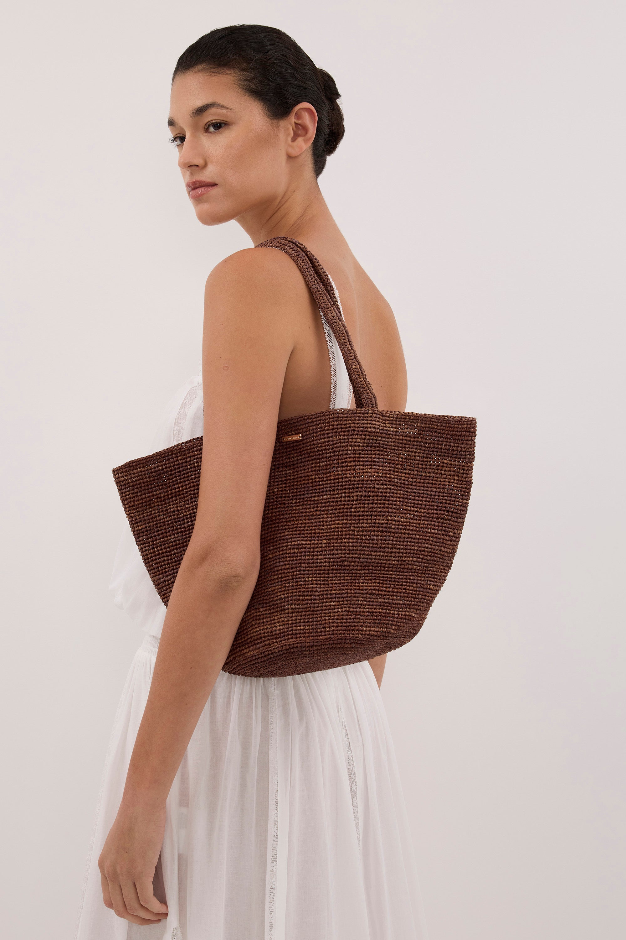 OCHRE LANE COCOA MINI RAFFIA TOTE