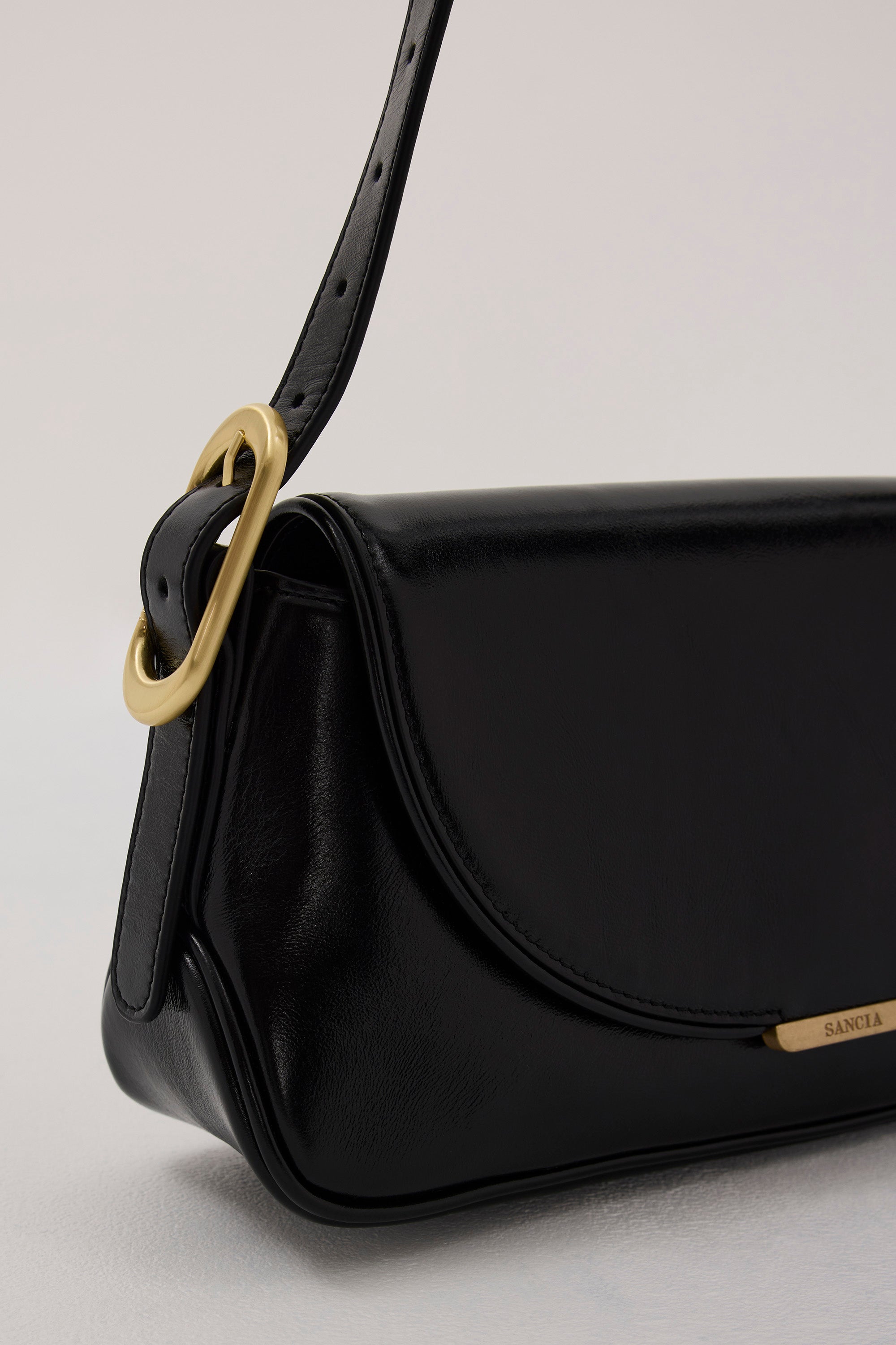 SANCIA THE BLACK PAMELA BAG