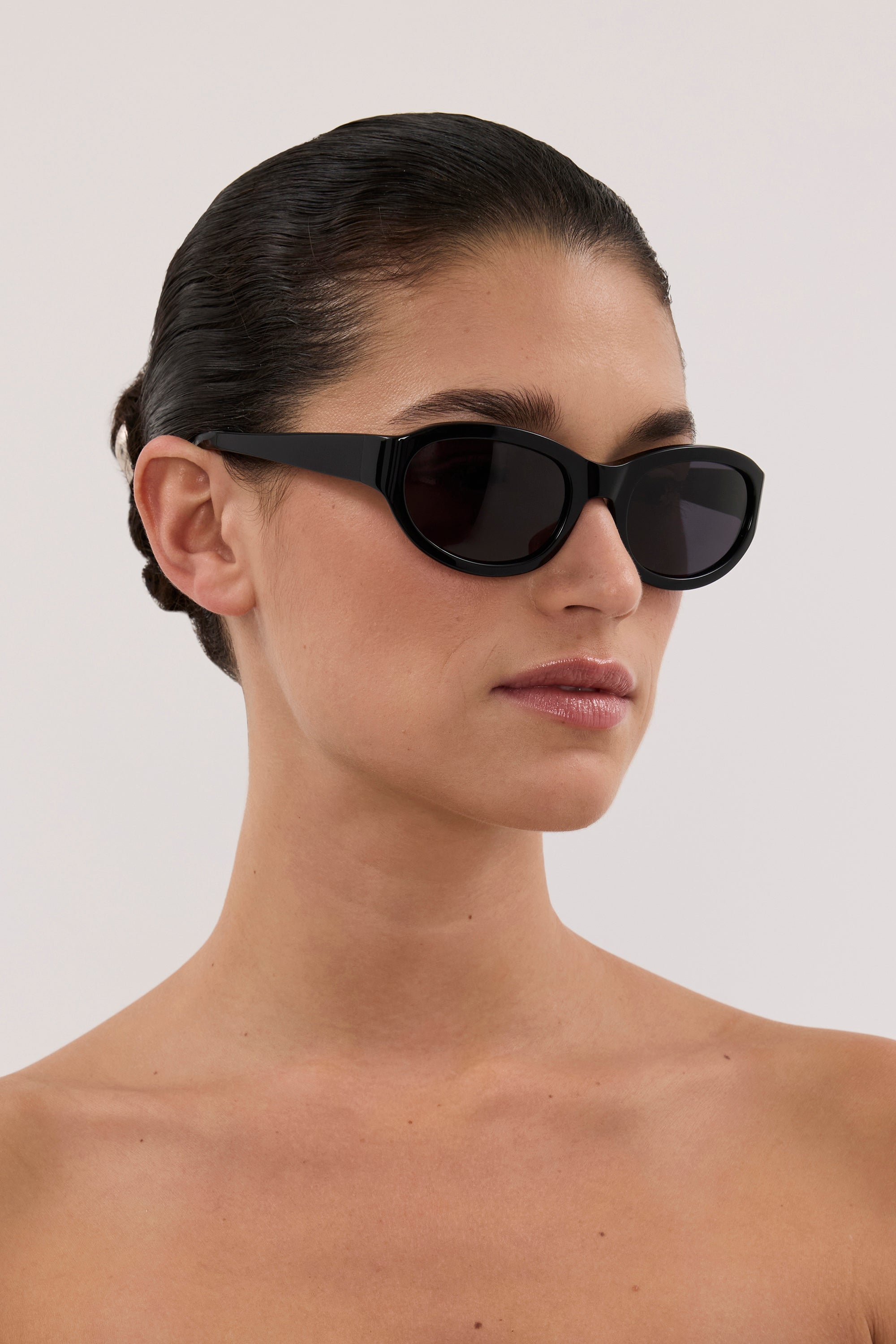SHEVOKE BLACK RIKO SUNGLASSES