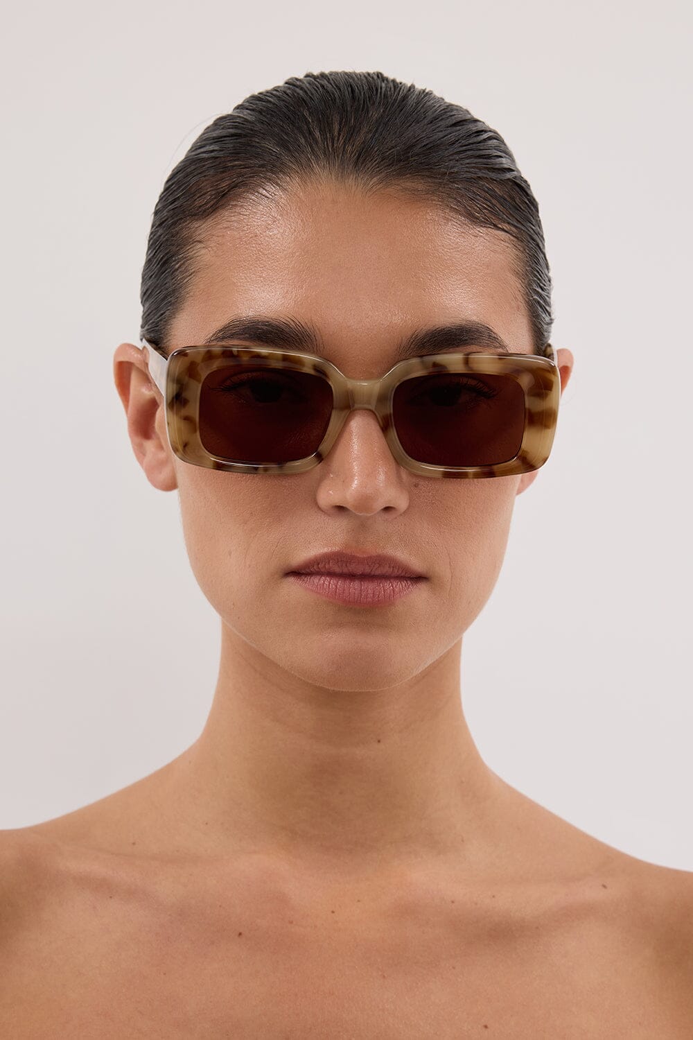 VELVET CAN CARAMEL TORT GOLDEN ERA SUNGLASSES Accessories DISSH Boutiques 