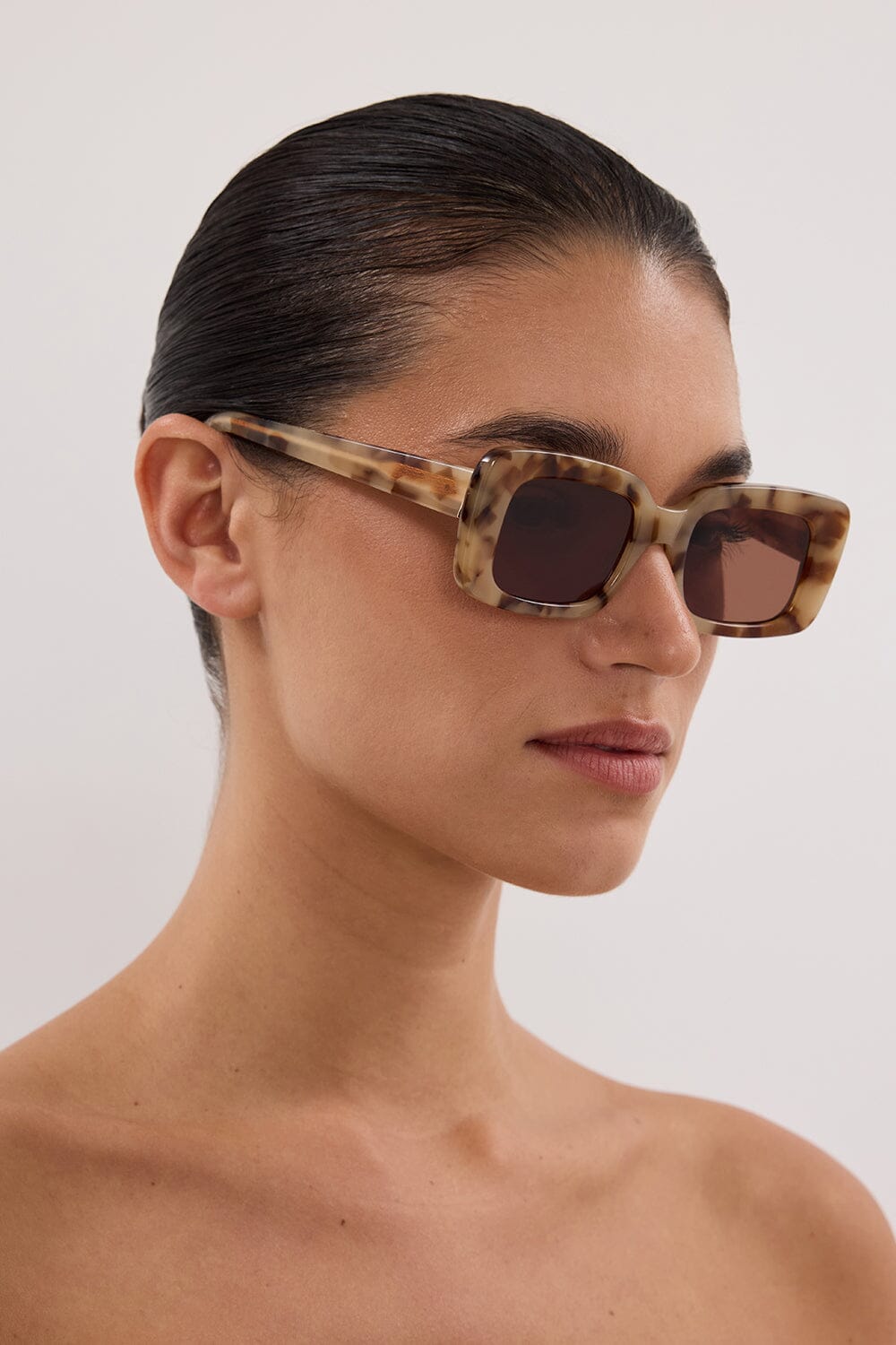 VELVET CAN CARAMEL TORT GOLDEN ERA SUNGLASSES Accessories DISSH Boutiques 