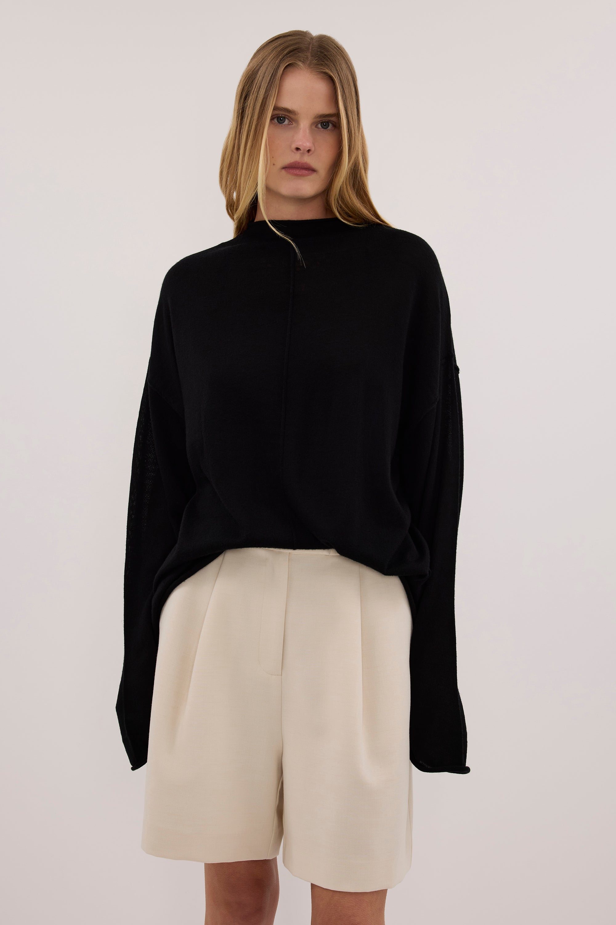 VIRELLE BLACK MERINO KNIT TOP