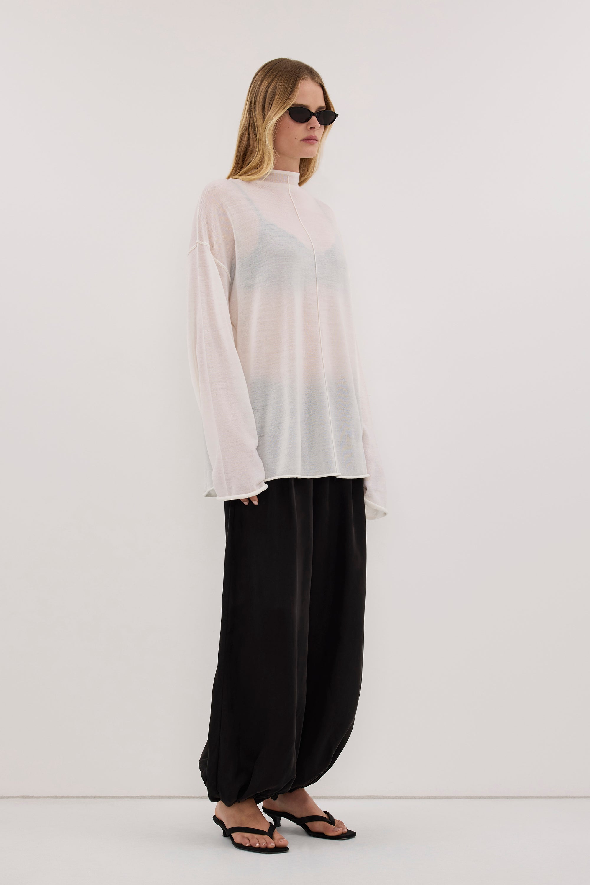 VIRELLE OFF WHITE MERINO KNIT TOP