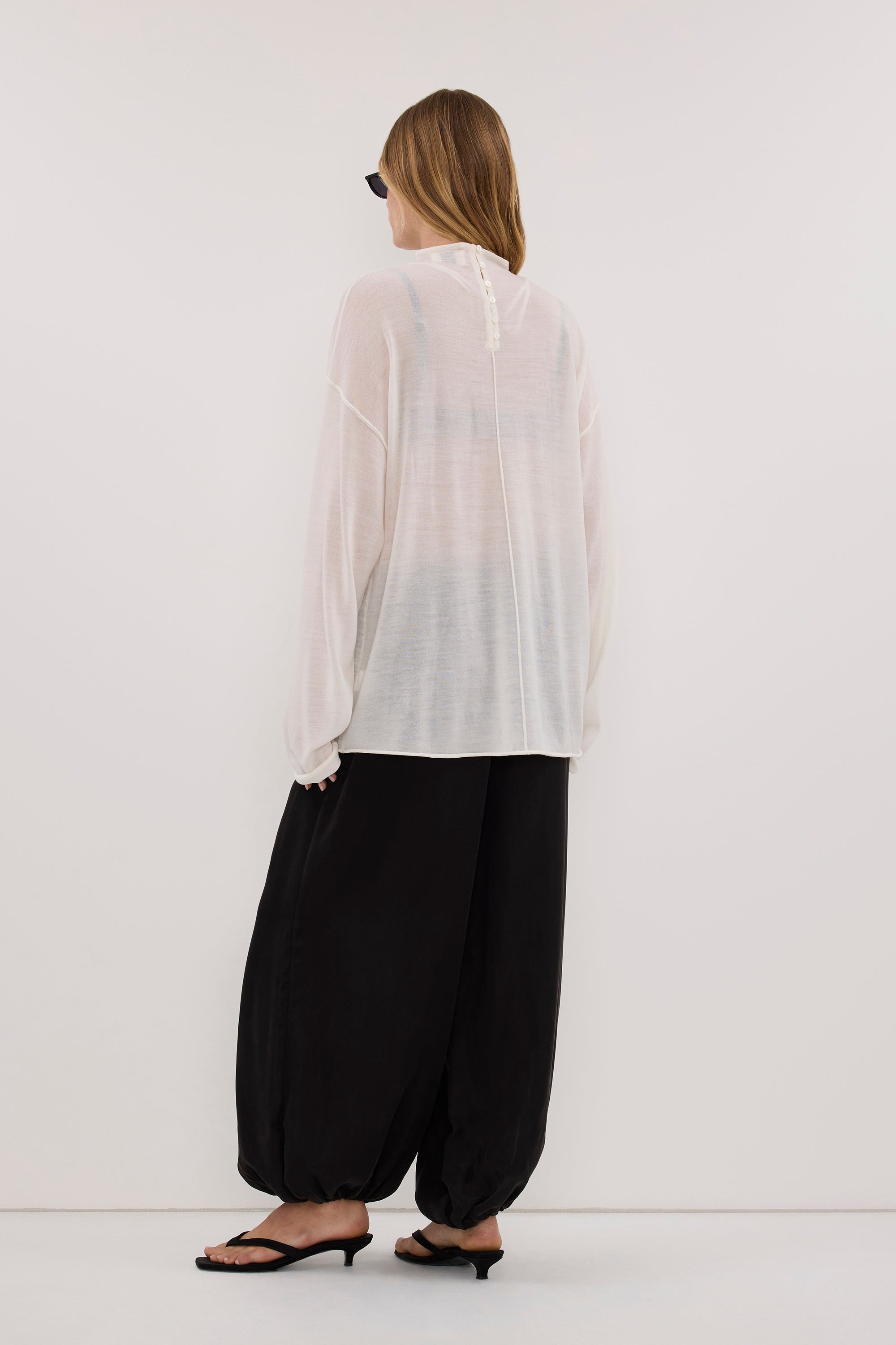 VIRELLE OFF WHITE MERINO KNIT TOP