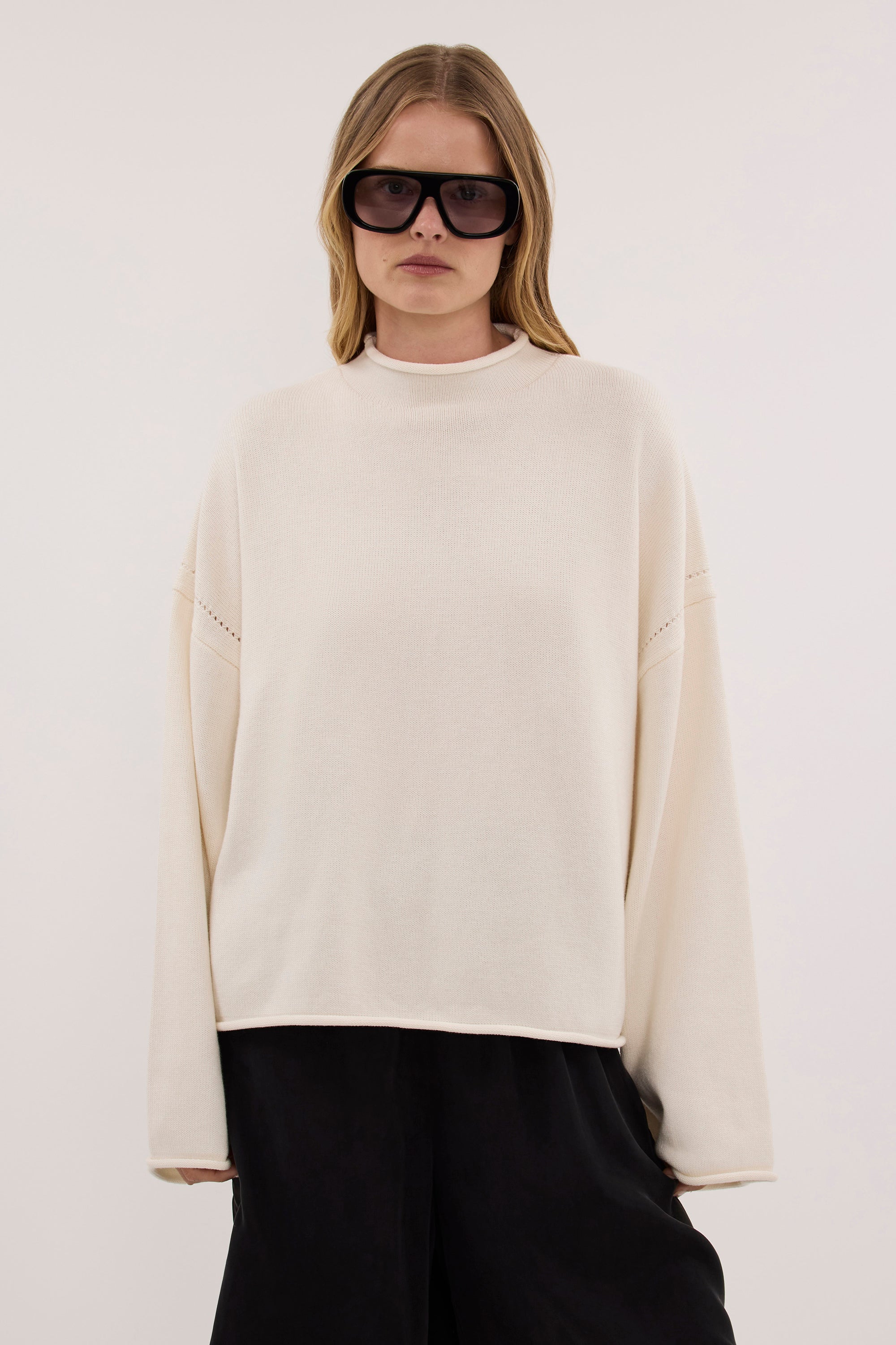 TARIAN OFF WHITE KNIT JUMPER