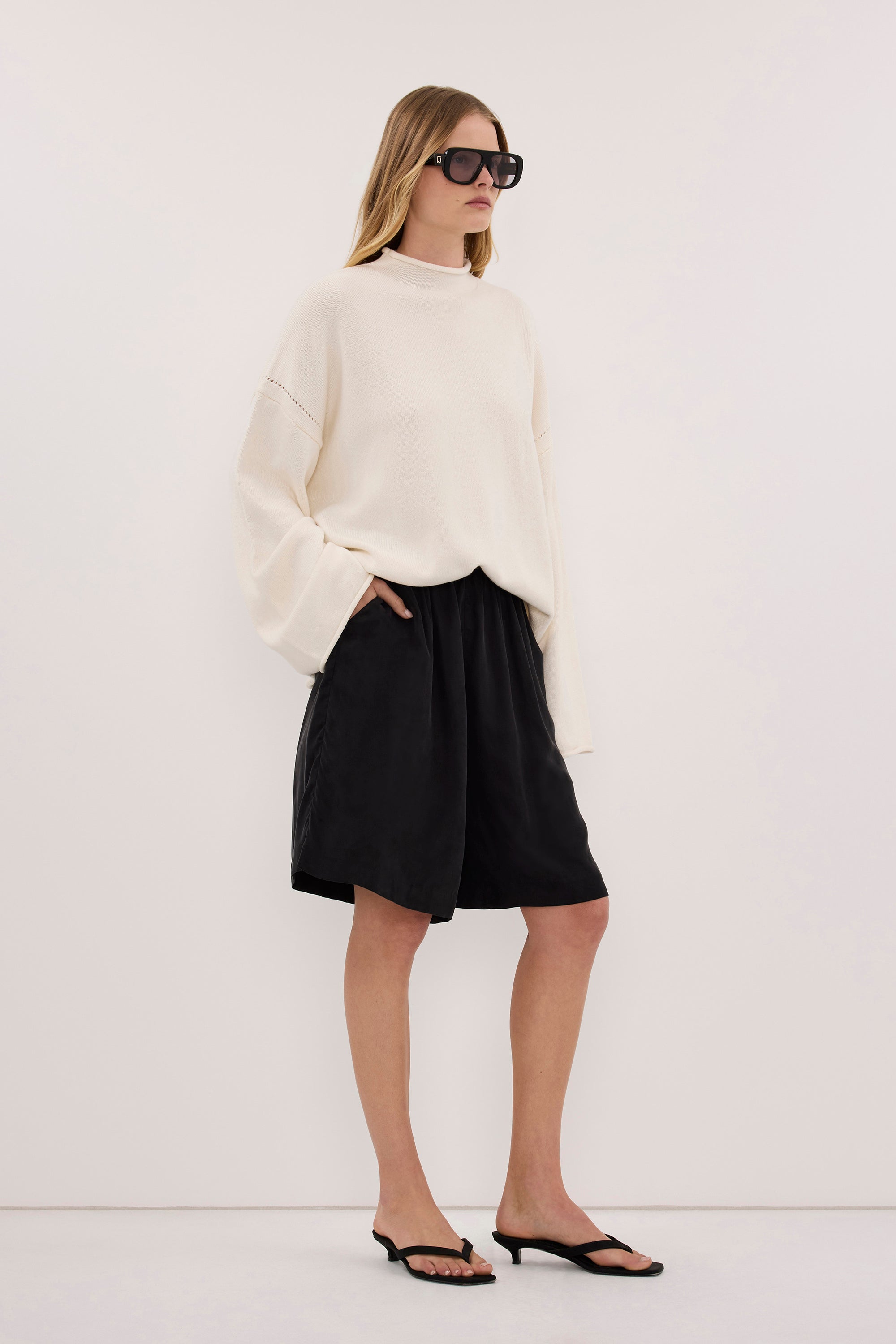 TARIAN OFF WHITE KNIT JUMPER