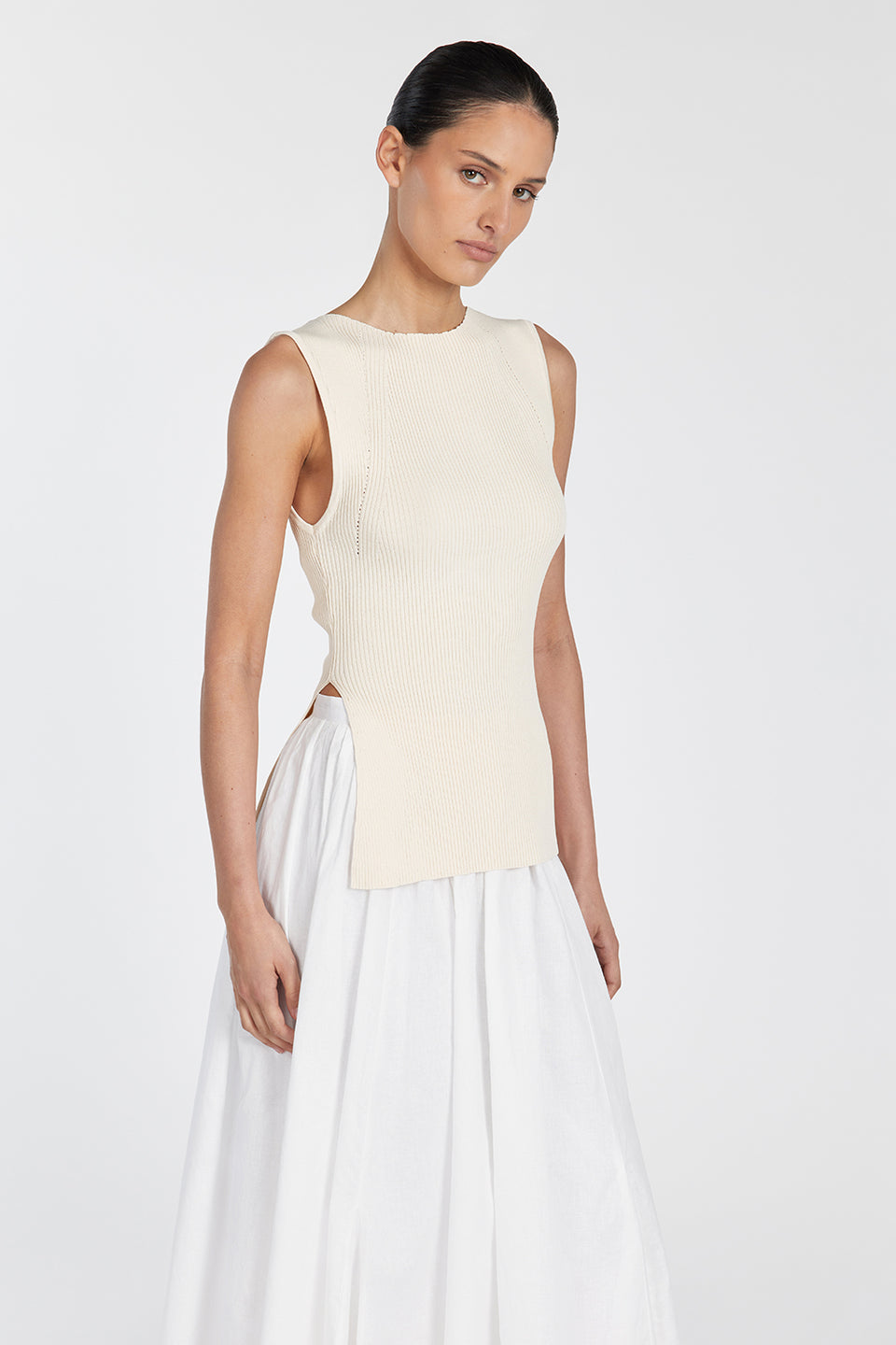 SOFIA CREAM LONGLINE KNIT TOP Clothing DISSH Boutiques 