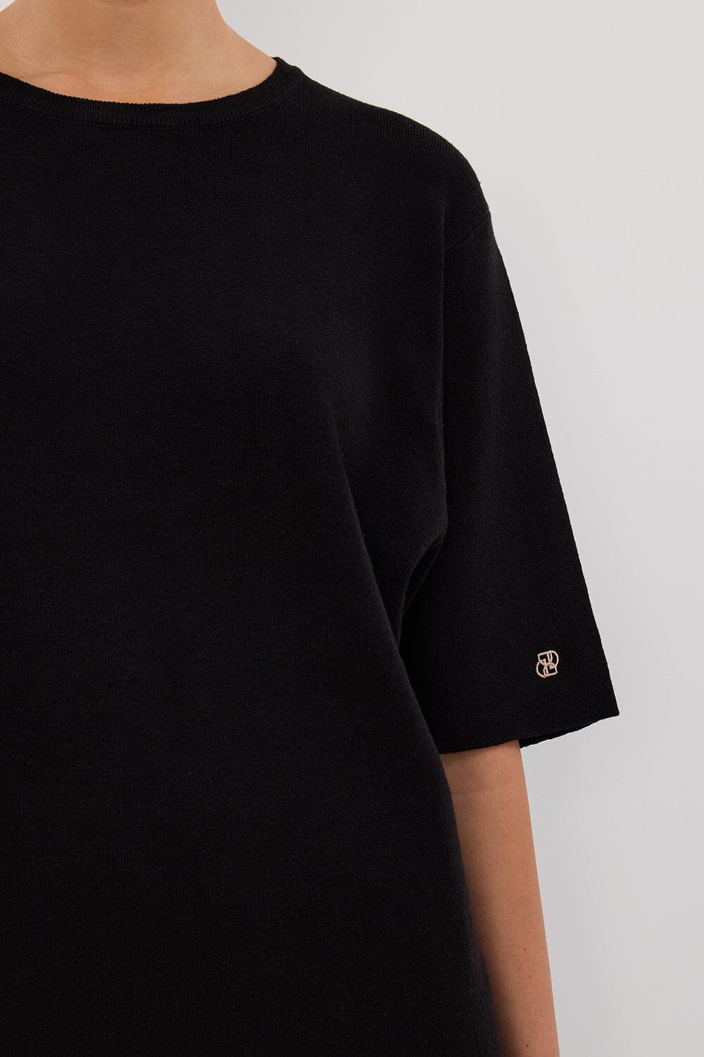OLIVIA BLACK OVERSIZED KNIT TEE Clothing DISSH Boutiques 
