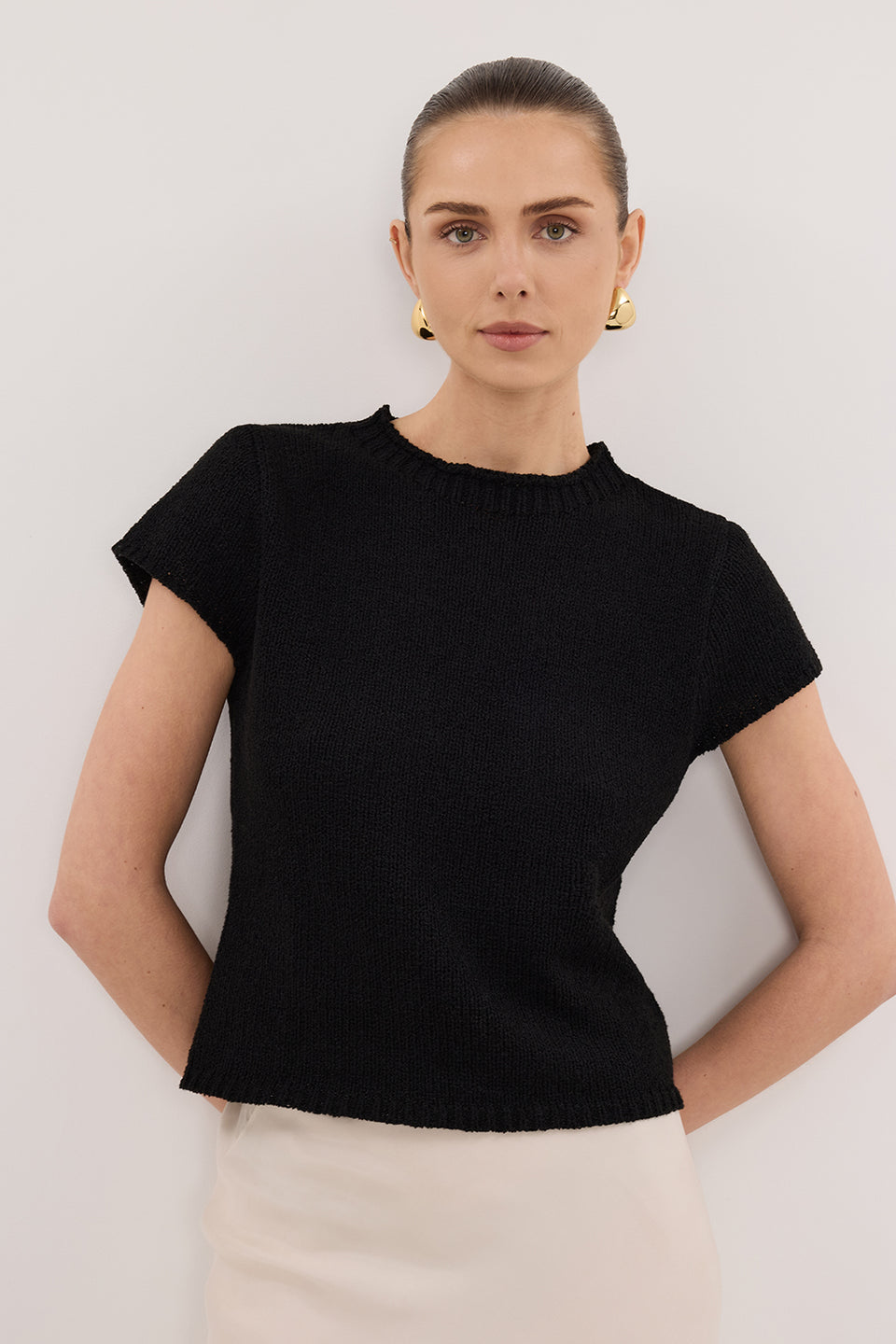 LEO BLACK KNIT TOP Clothing DISSH Boutiques 