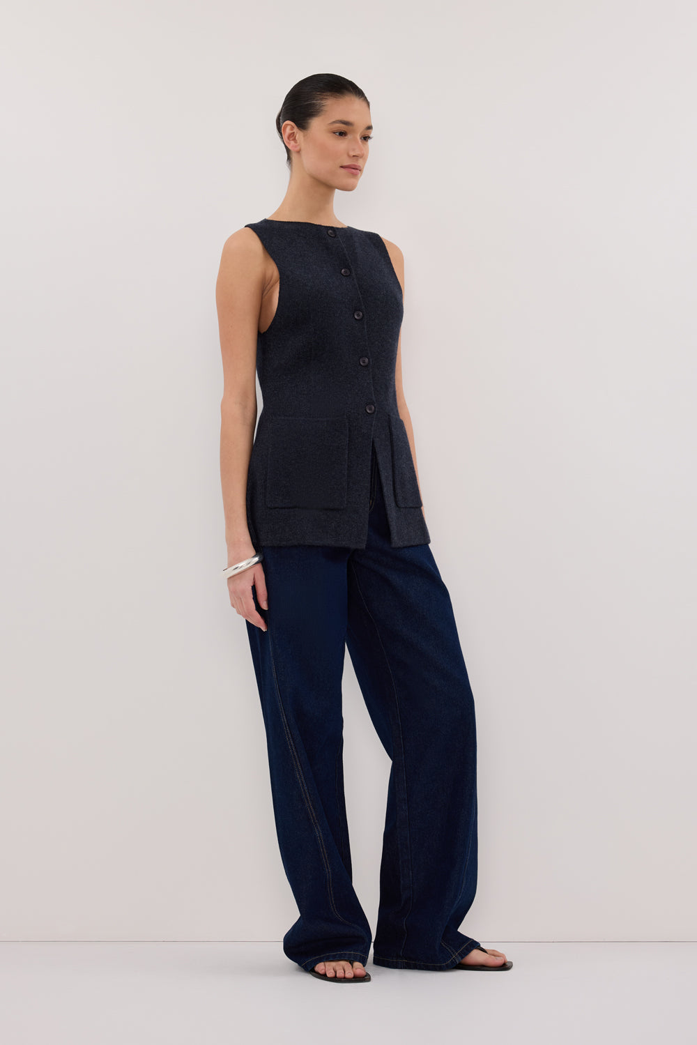 AVA INK LONGINE KNIT VEST Clothing DISSH Boutiques 