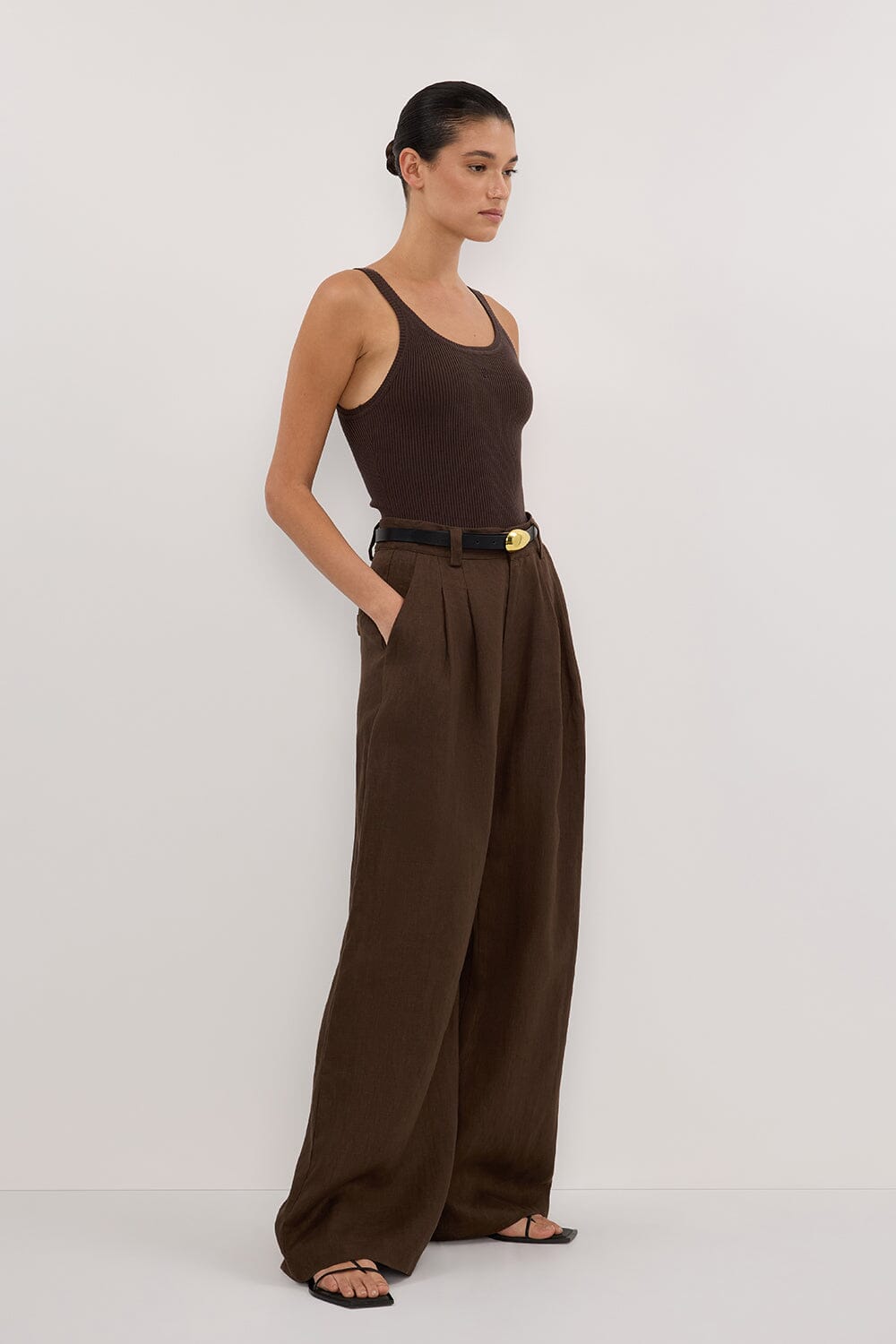 SIGNATURE CHOC SCOOP TANK Clothing DISSH Boutiques 