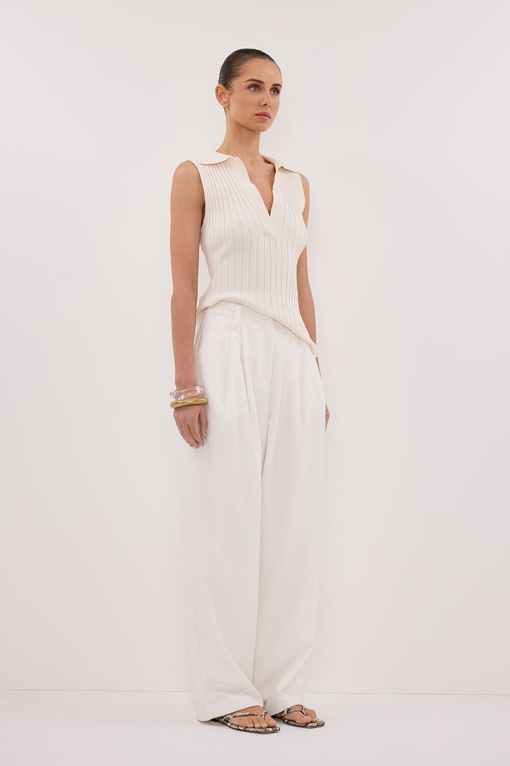 HAL PLASTER SLEEVELESS KNIT TOP Clothing DISSH Boutiques 