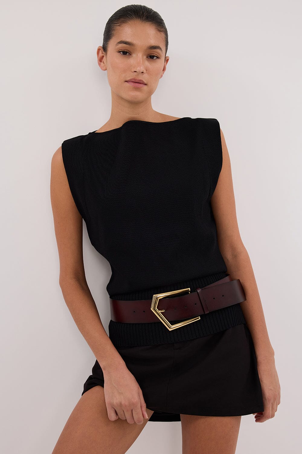ELSA BLACK SLEEVELESS KNIT TOP Clothing DISSH Boutiques 