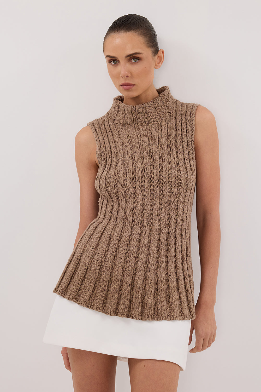 VERO TAN KNIT TOP Clothing DISSH Boutiques 