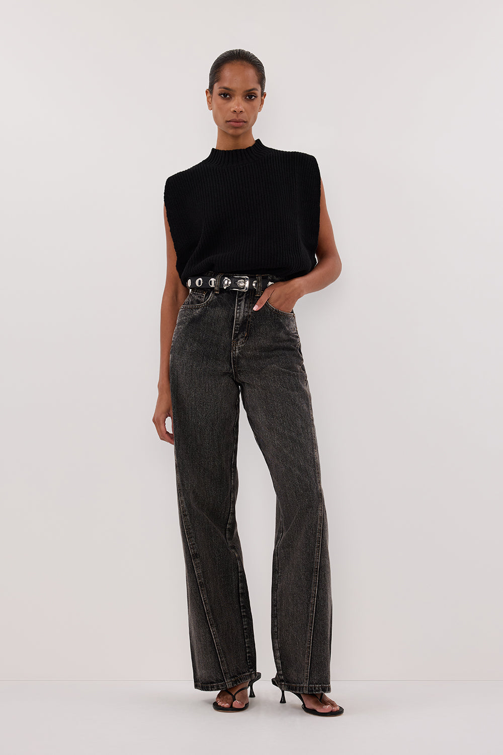 ARO BLACK KNIT TOP Clothing DISSH Boutiques XS BLACK 