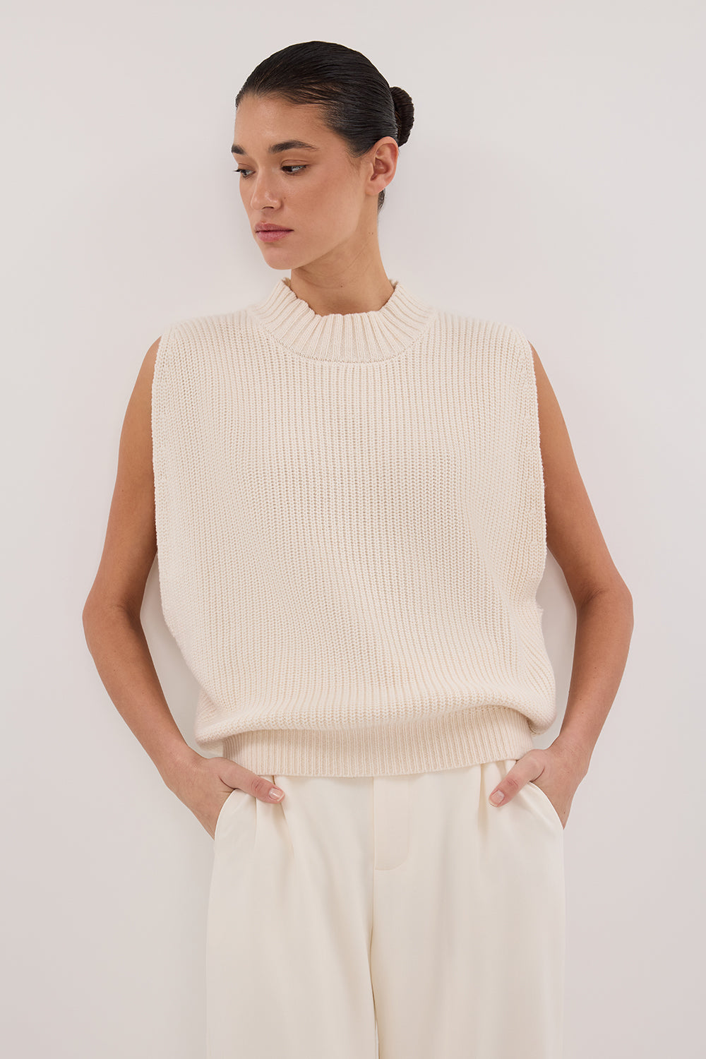 ARO CREAM KNIT TOP Clothing DISSH Boutiques 