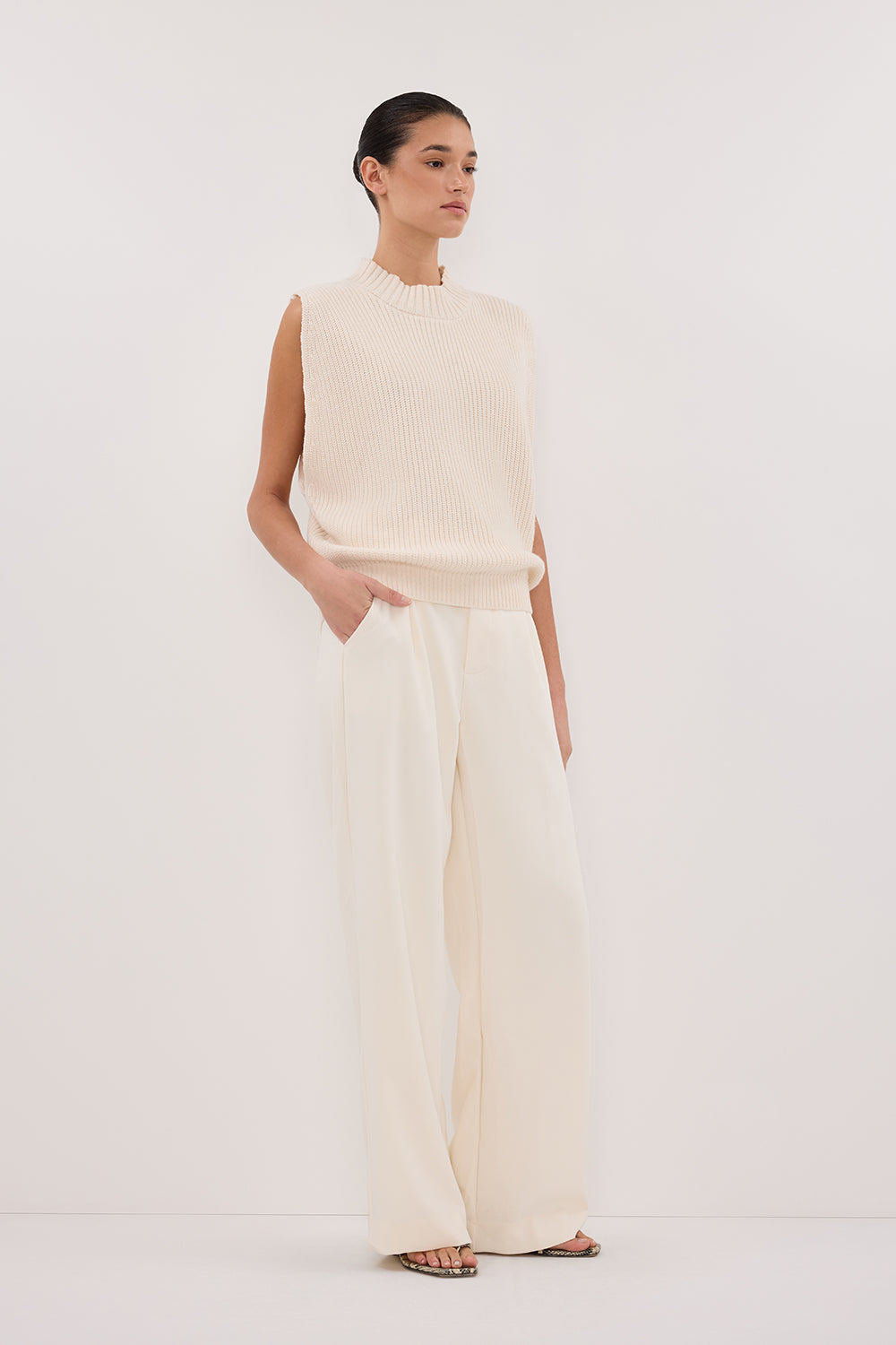 ARO CREAM KNIT TOP Clothing DISSH Boutiques 