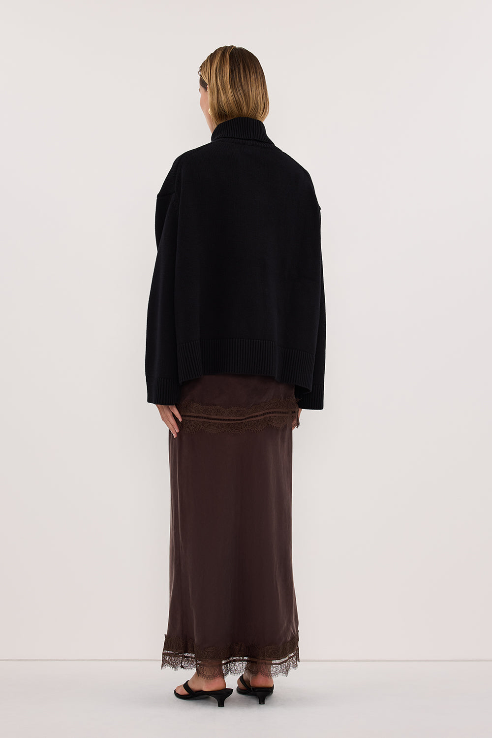 ELLA BLACK TURNBACK NECK KNIT JUMPER