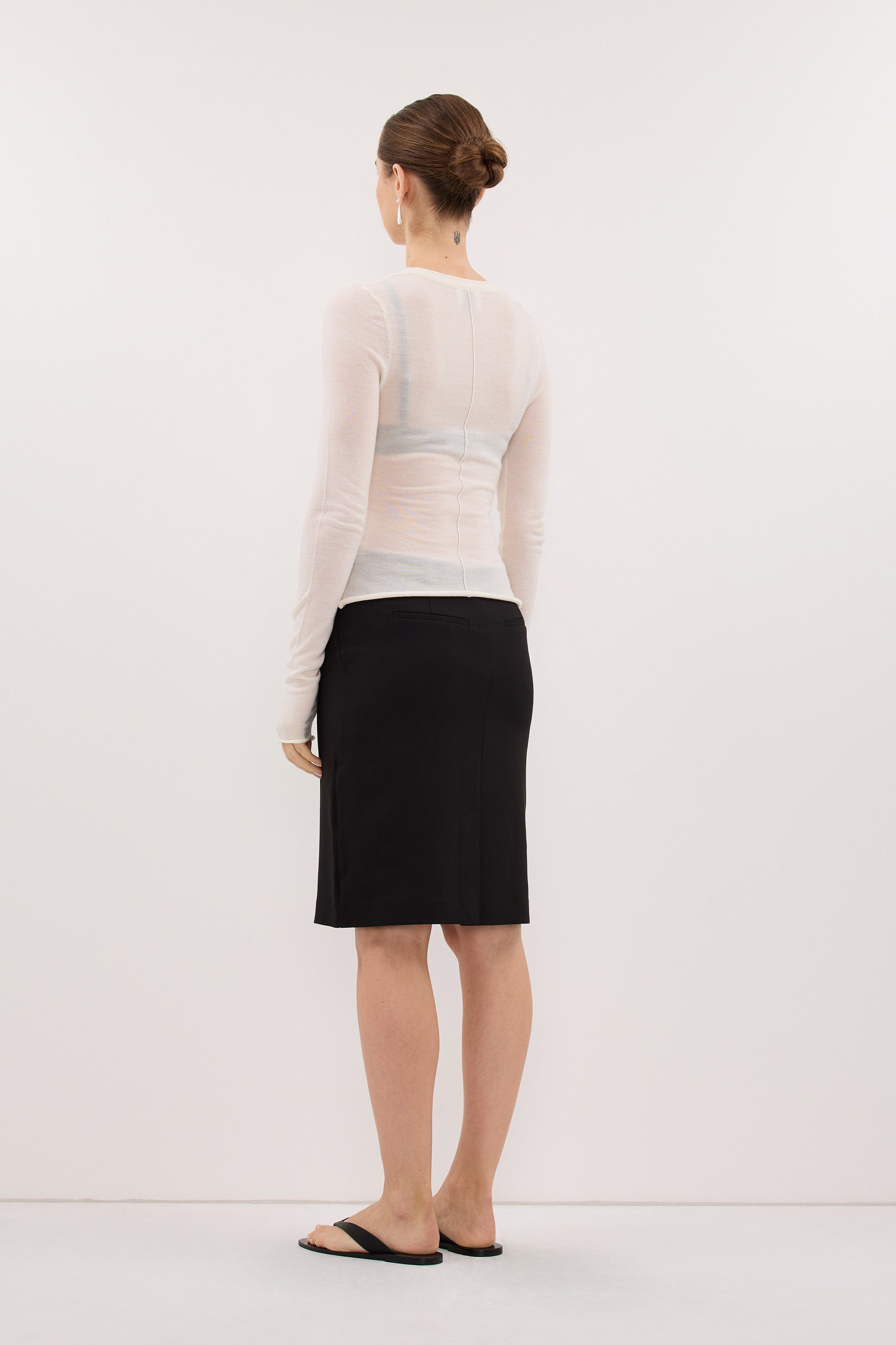 DUKE OFF WHITE LONG SLEEVE MERINO KNIT TOP