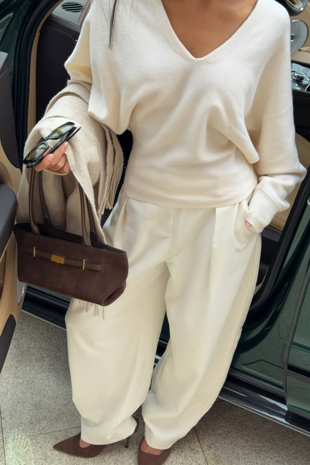 LUMI CREAM V NECK MERINO KNIT JUMPER