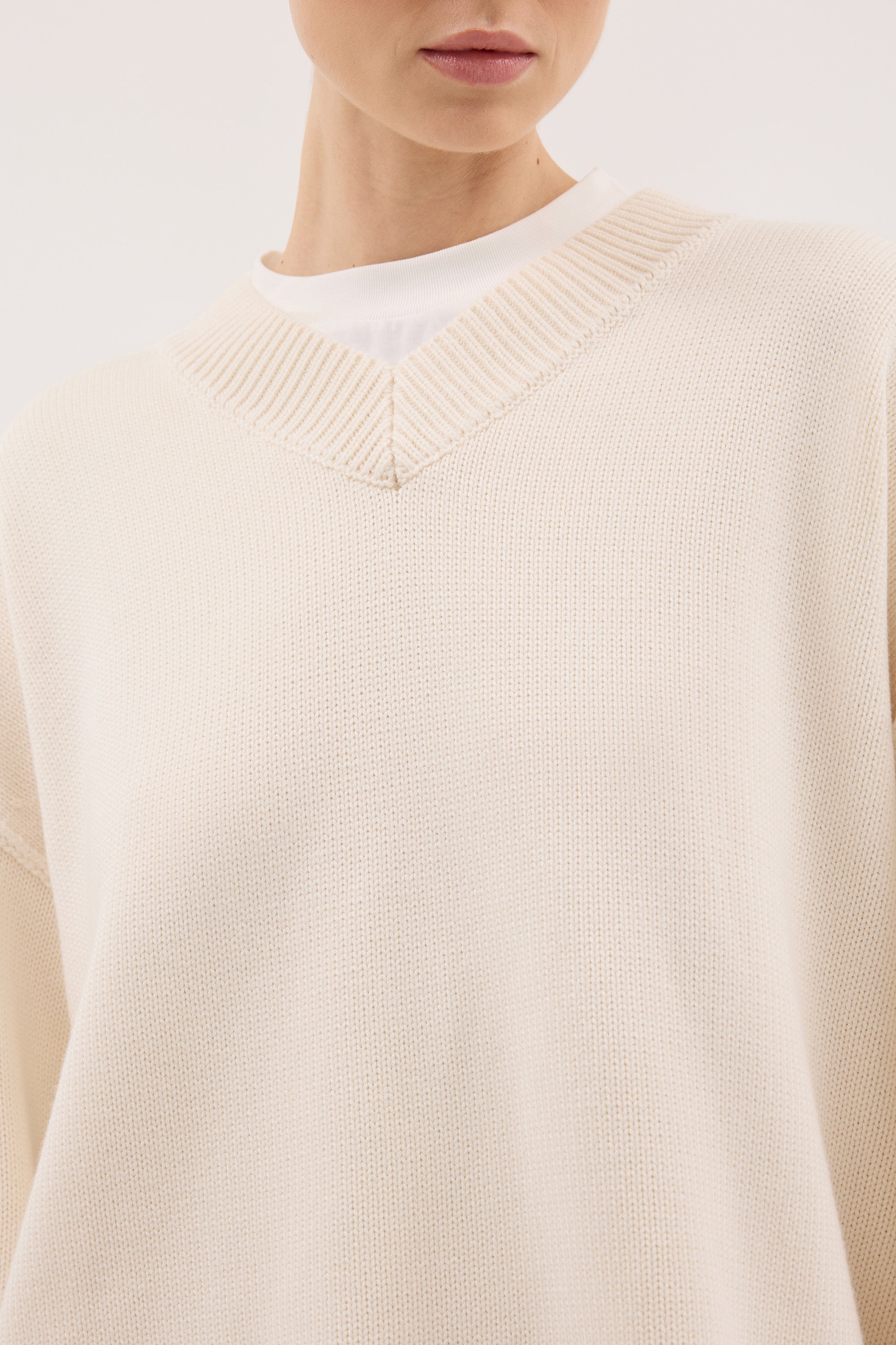 FLINT CREAM V NECK KNIT JUMPER