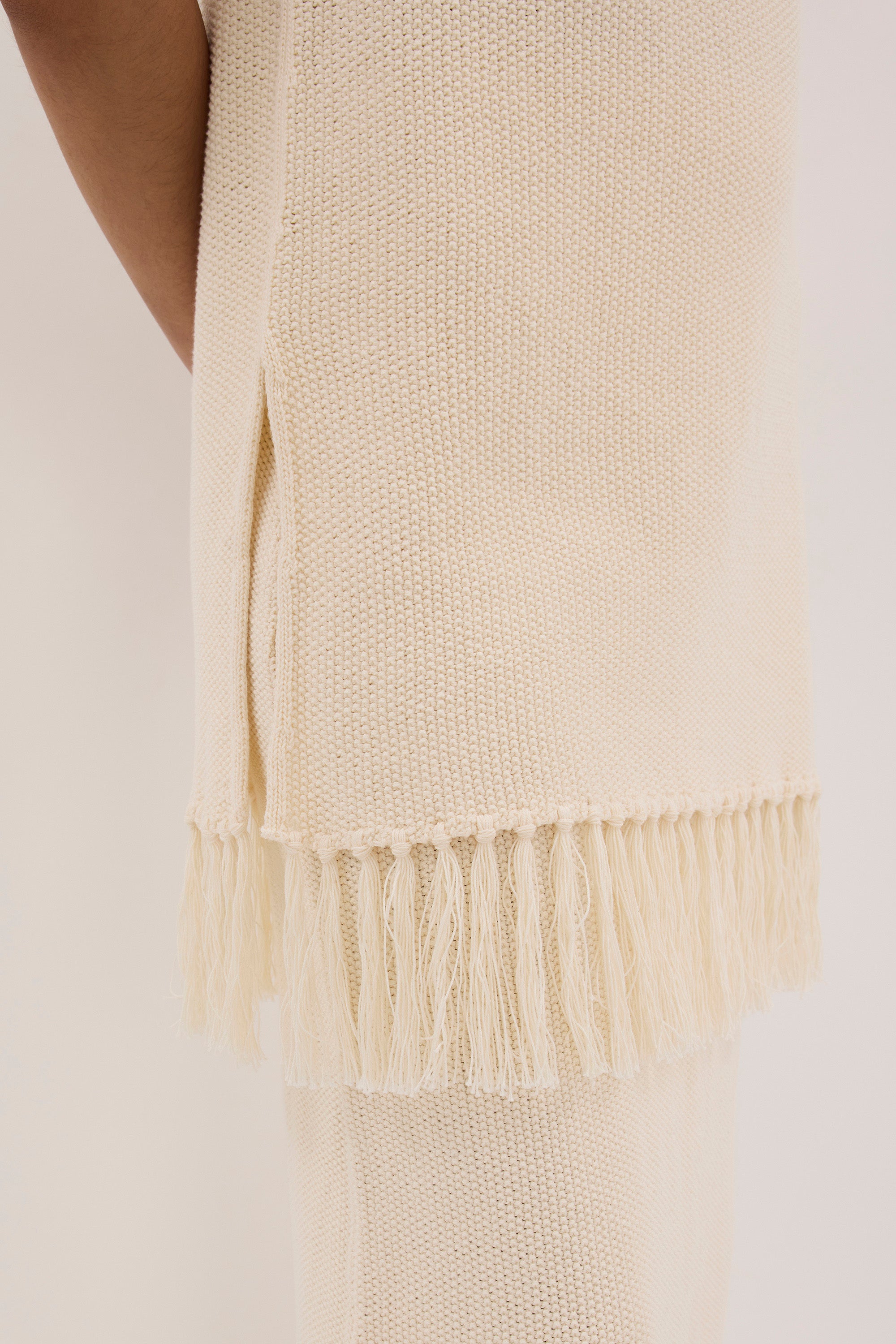 BENETTE NATURAL FRINGE TUNIC TOP