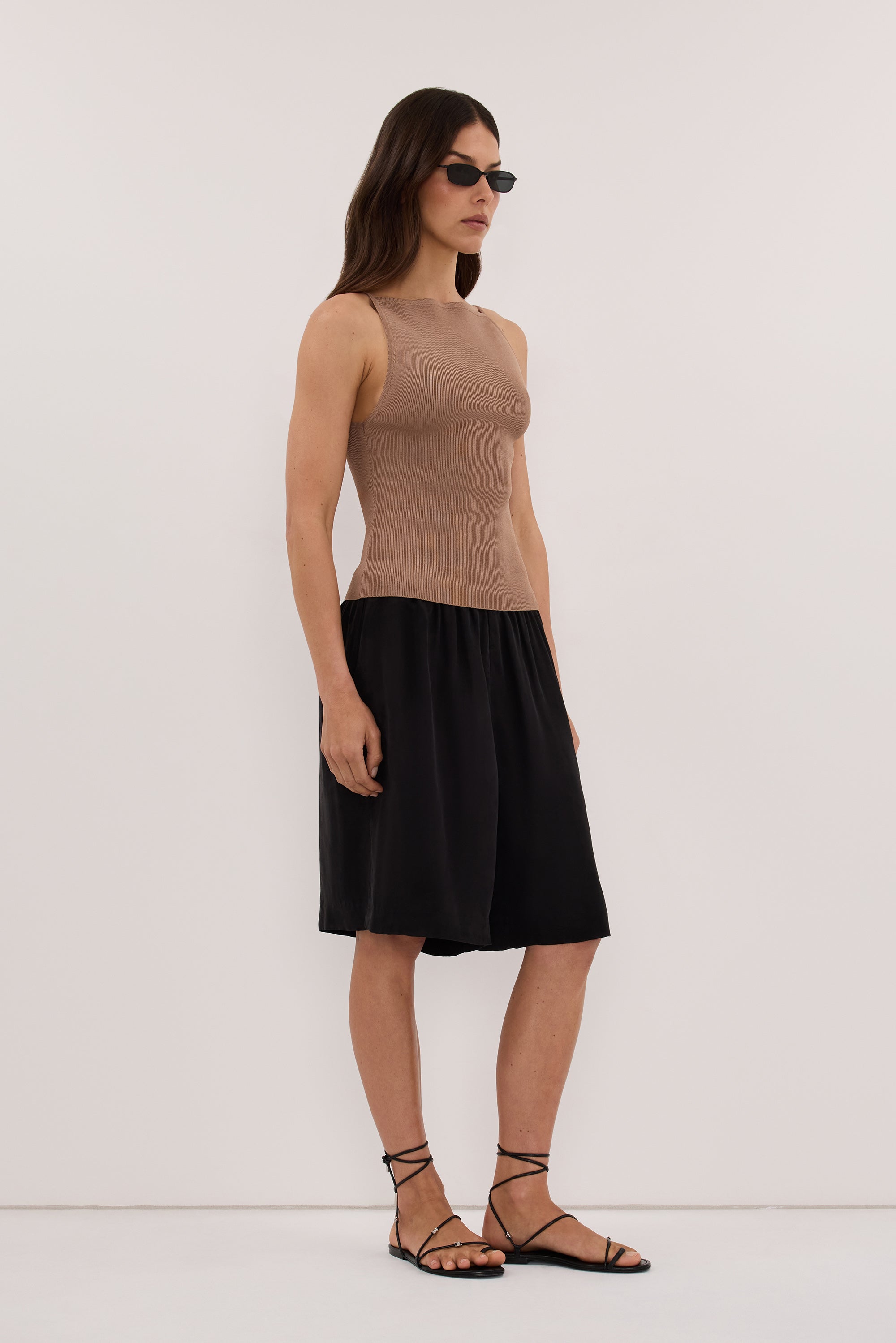 VIREYA CAMEL BOAT NECK KNIT TOP