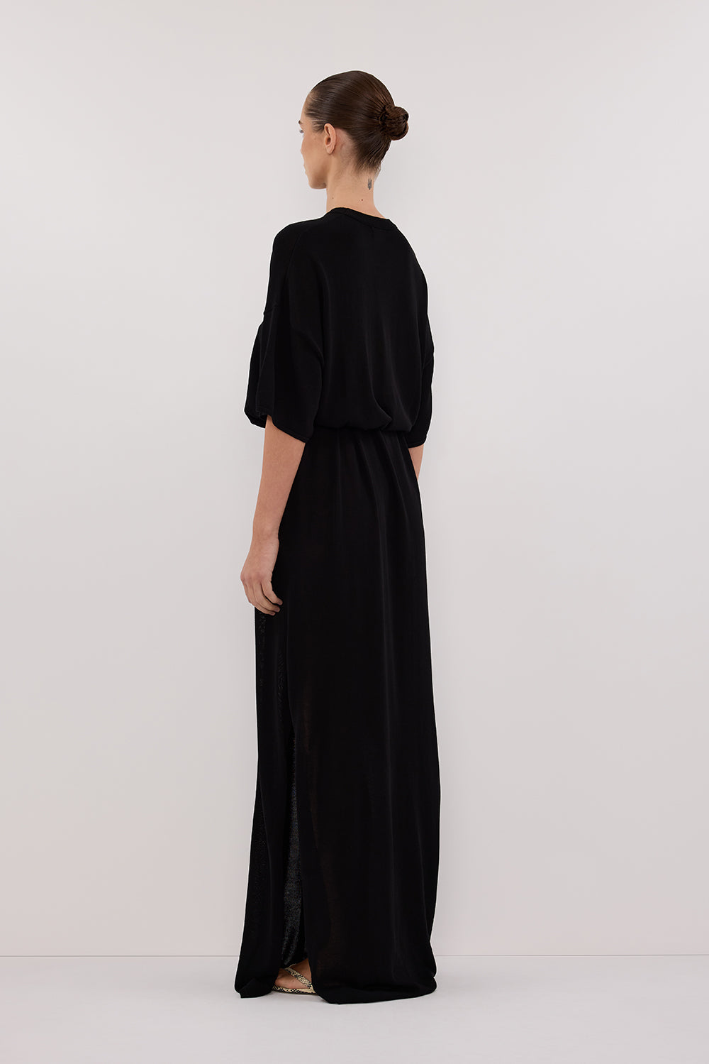 JACKI BLACK OVERSIZED KNIT MAXI DRESS Clothing DISSH Boutiques 