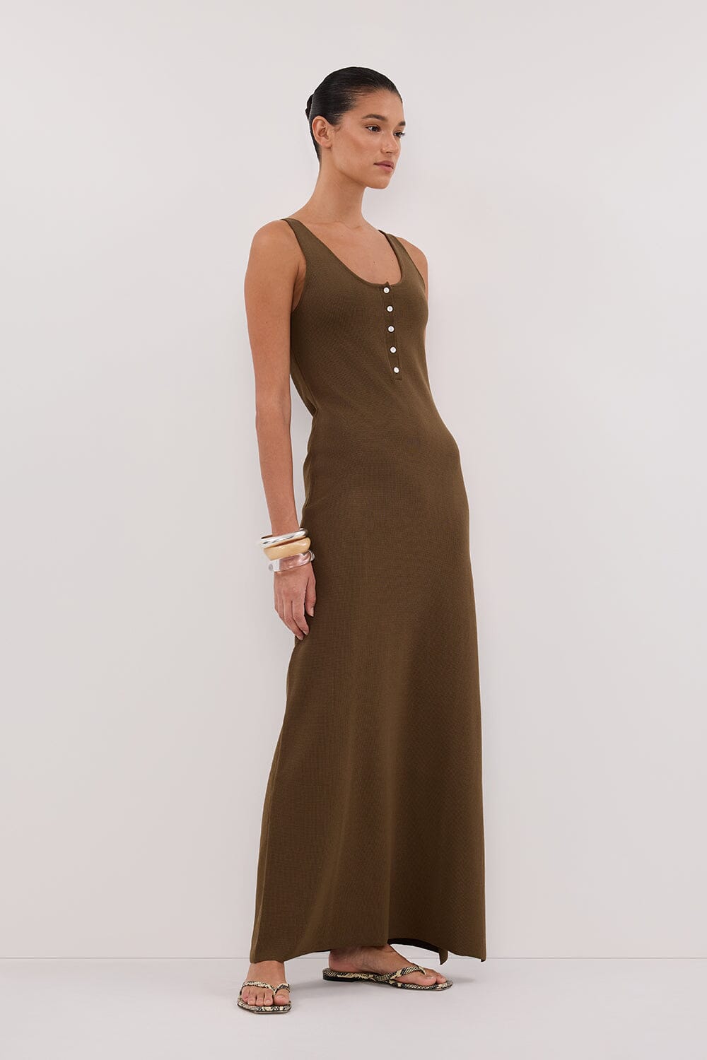 TROY OLIVE SLEEVELESS MAXI DRESS Clothing DISSH Boutiques 