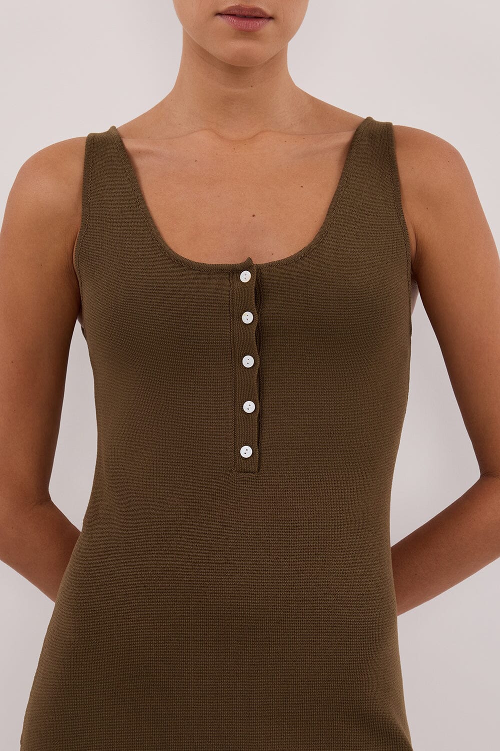 TROY OLIVE SLEEVELESS MAXI DRESS Clothing DISSH Boutiques 