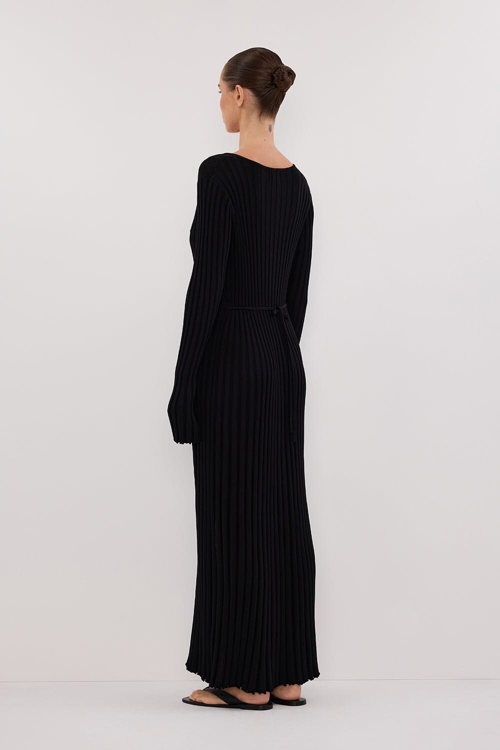 ALI BLACK LONG SLEEVE KNIT MIDI DRESS Clothing DISSH Boutiques 