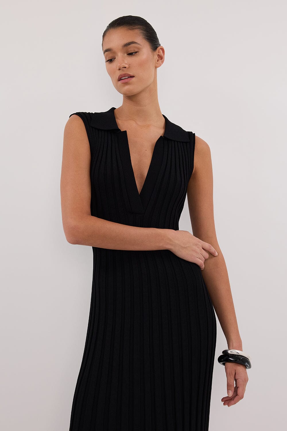 HAL BLACK SLEEVELESS KNIT MIDI DRESS Clothing DISSH Boutiques 
