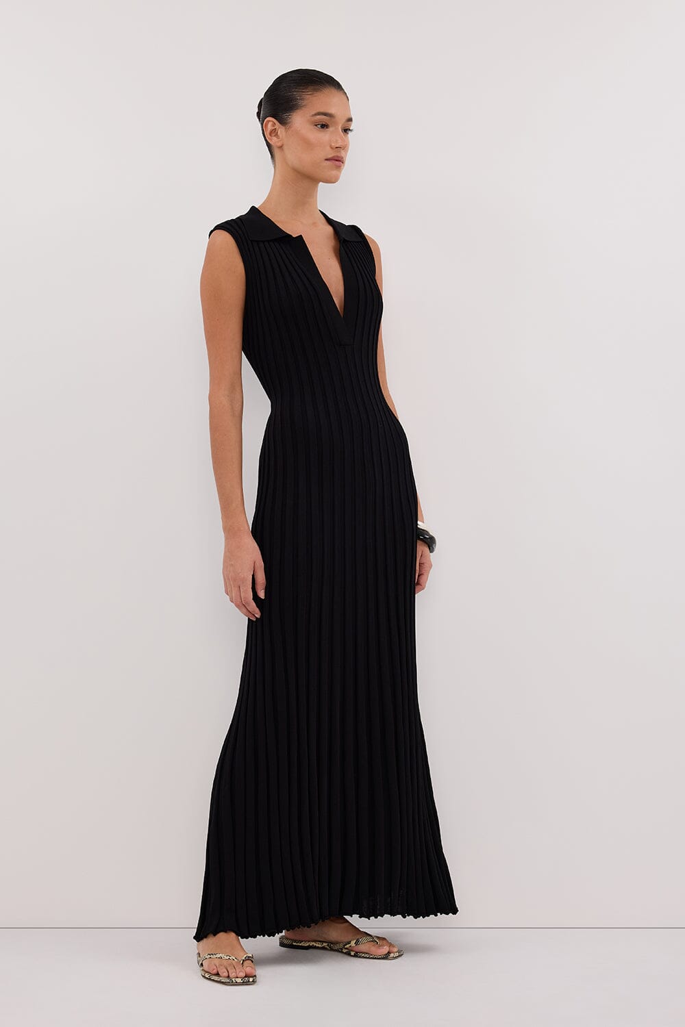 HAL BLACK SLEEVELESS KNIT MIDI DRESS Clothing DISSH Boutiques 
