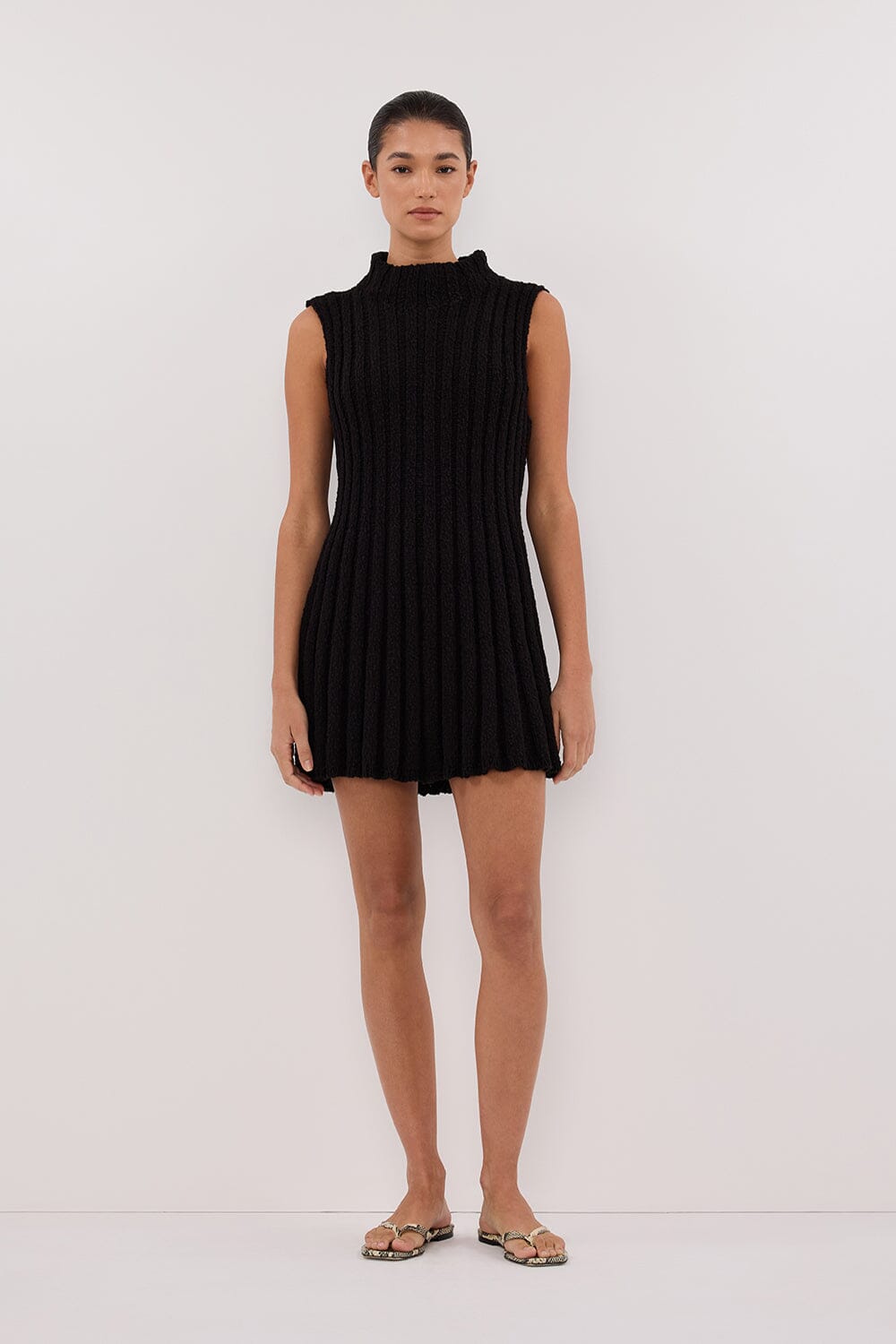 VERO BLACK KNIT MINI DRESS Clothing DISSH Boutiques XS BLACK 