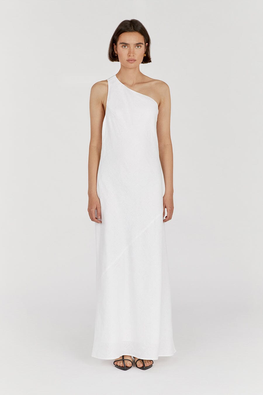 One shoulder clearance white maxi dress