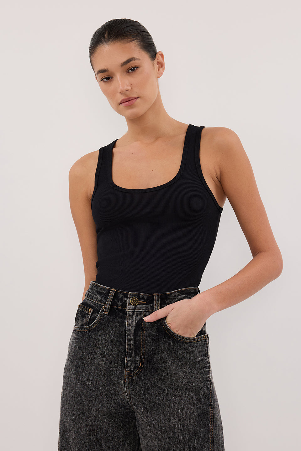 THEO BLACK TANK Clothing DISSH Boutiques 