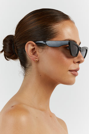 sunglasses cat eye black