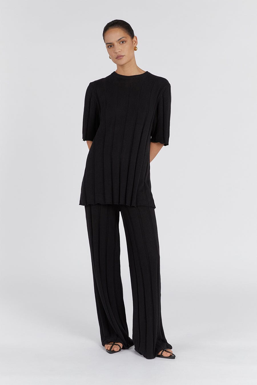 EMERY BLACK WIDE LEG PANT Clothing DISSH Boutiques 
