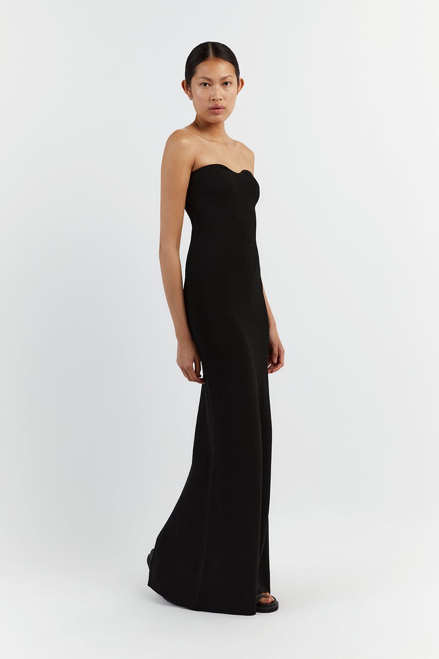 VERONICA BLACK BANDEAU MAXI DRESS Dissh